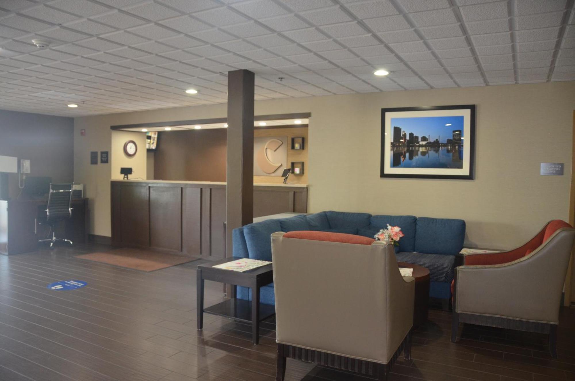 Comfort Inn & Suites Maumee - Toledo I80-90 Екстер'єр фото